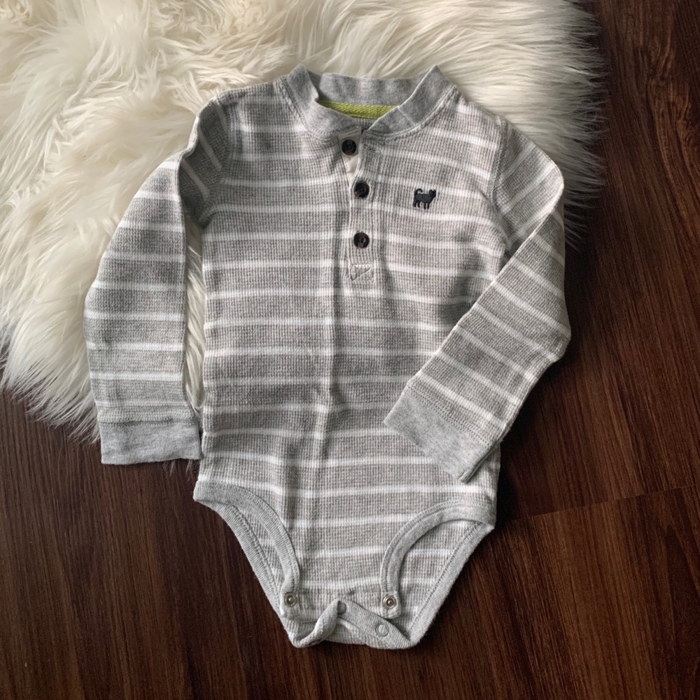 SOLD‼️ Boys Long Sleeve Onesie